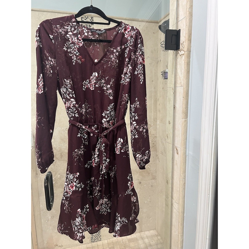White House Black Market Women's Maroon Floral Long Sleeve V-neck Dress Size 10